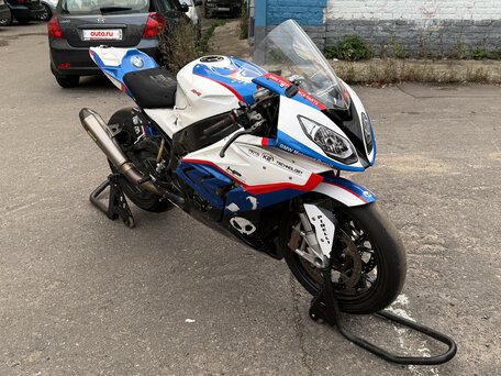 2018 BMW S 1000 RR, белый, 1100000 рублей, вид 2