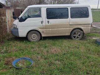 2001 Mazda Bongo IV, белый, 330000 рублей, вид 5