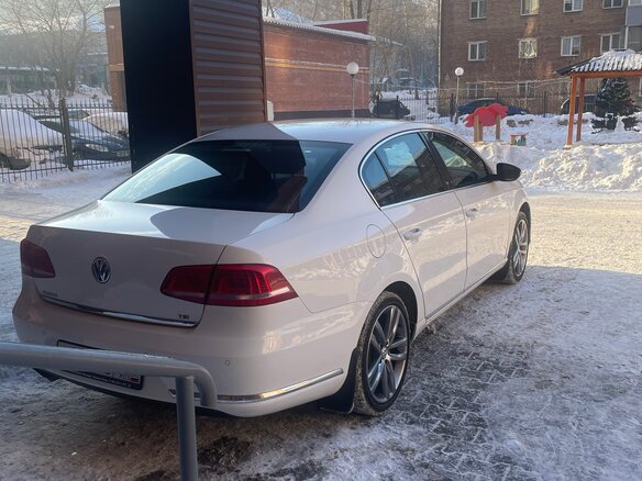 2011 Volkswagen Passat B7, белый, 1030000 рублей - вид 7