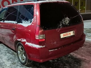 1999 Mitsubishi Space Wagon III, красный, 310000 рублей, вид 3