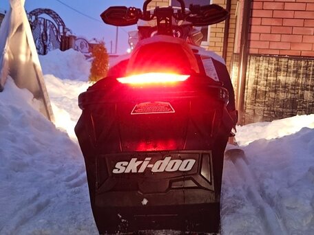 2013 BRP Ski-Doo Renegade X-RS 800, красный, 550000 рублей, вид 2