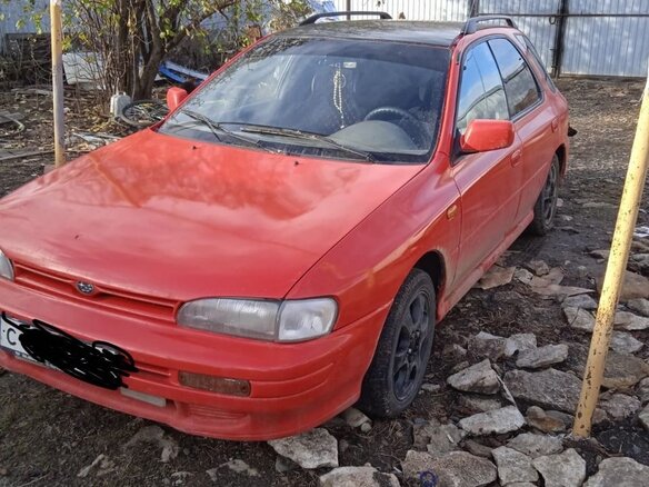 1994 Subaru Impreza I, красный, 333000 рублей