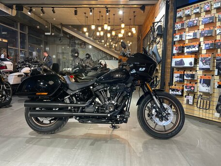 2024 Harley-Davidson Low Rider ST, чёрный, 3450000 рублей, вид 1