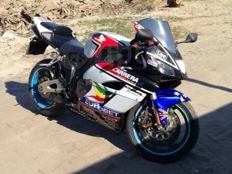 2005 Honda CBR 1000 RR/RA Fireblade, красный, 450000 рублей, вид 2