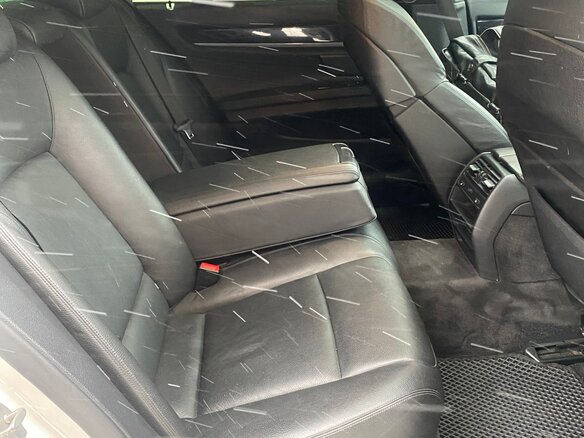2009 BMW 7 серии 740i V (F01/F02/F04), белый, 1850000 рублей - вид 28