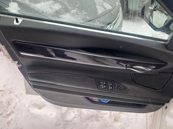 2009 BMW 7 серии 740i V (F01/F02/F04), белый, 1850000 рублей - вид 17