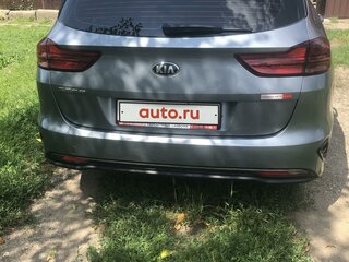 2020 Kia Ceed III, серый, 2000000 рублей, вид 3