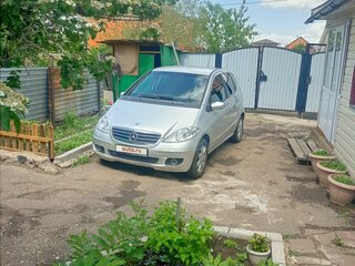 2006 Mercedes-Benz A-Класс 200 II (W169), серебристый, 600000 рублей, вид 1