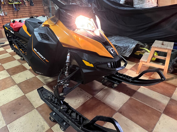 2013 BRP Ski-Doo Summit 600, золотистый, 980000 рублей - вид 5