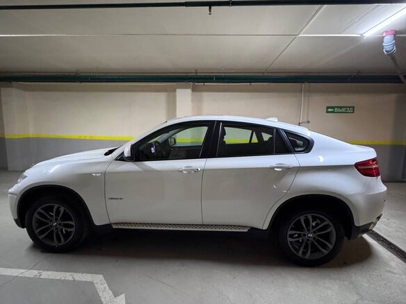2013 BMW X6 35i I (E71) Рестайлинг, белый, 1950000 рублей - вид 6
