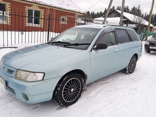 2000 Nissan Wingroad II (Y11), голубой, 330000 рублей, вид 1