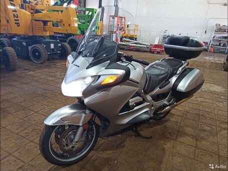 2006 Honda ST 1300, серебристый, 650000 рублей, вид 1