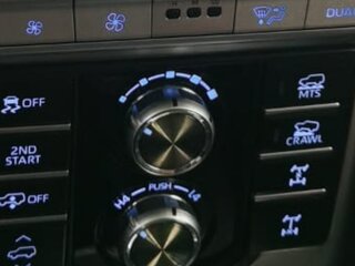 2018 Toyota Land Cruiser Prado 150 Series Рестайлинг 2, белый, 5100000 рублей, вид 4