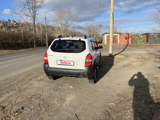 2009 Hyundai Tucson I, белый, 899000 рублей, вид 5