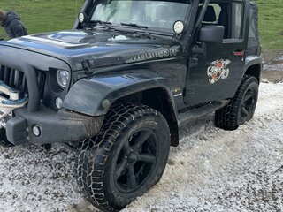 2010 Jeep Wrangler III (JK), зелёный, 3300000 рублей, вид 1