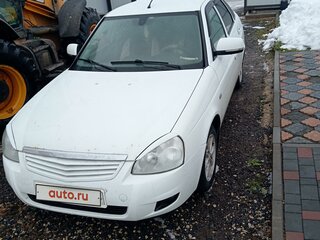2015 Lada (ВАЗ) Priora I Рестайлинг, белый, 400000 рублей, вид 2