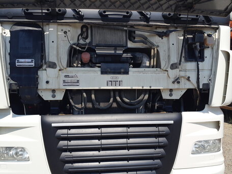 2016 DAF XF 105, белый, 3900000 рублей, вид 5