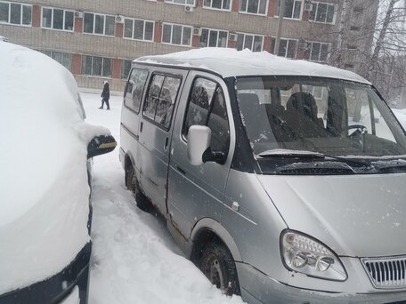 2004 ГАЗ Соболь (2217), серебристый, 300000 рублей, вид 4