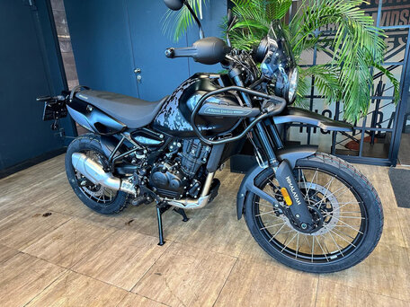 2026 Royal Enfield Himalayan, чёрный, 620000 рублей, вид 2