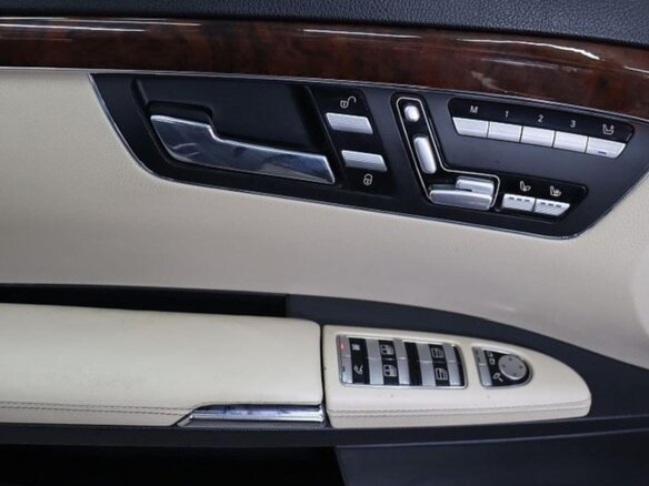2008 Mercedes-Benz S-Класс 550 Long V (W221), чёрный, 1200000 рублей - вид 13