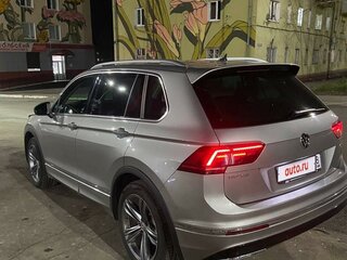 2020 Volkswagen Tiguan II, серый, 2650000 рублей, вид 4