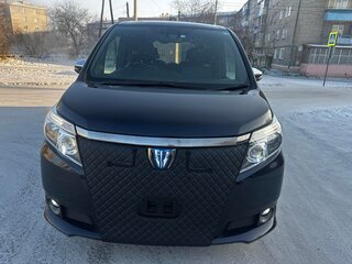 2017 Toyota Esquire I Рестайлинг, чёрный, 2398000 рублей, вид 4