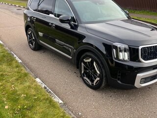 2023 Kia Telluride I Рестайлинг, чёрный, 5200000 рублей, вид 4