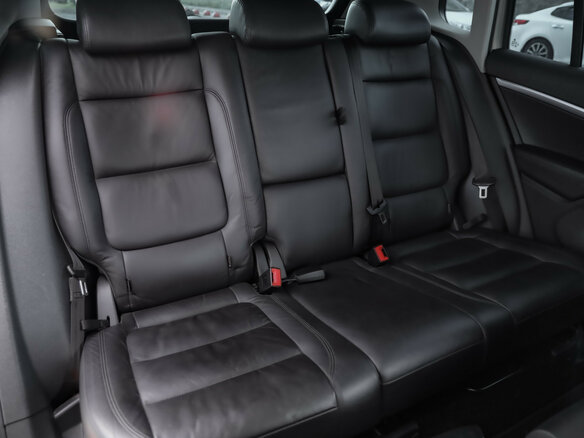 2016 Volkswagen Tiguan I Рестайлинг, серебристый - вид 23
