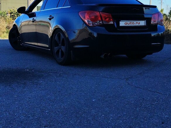 2010 Chevrolet Cruze I, чёрный, 550000 рублей - вид 10