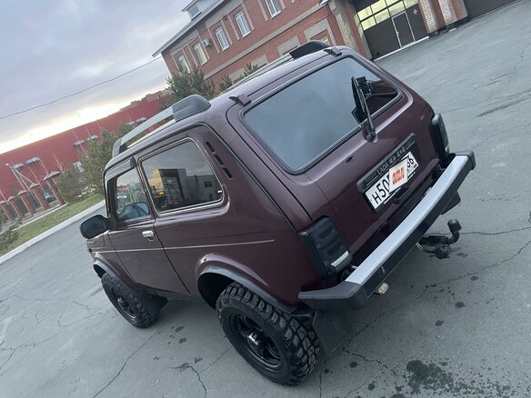 2014 Lada (ВАЗ) 2121 (4x4) I Рестайлинг, красный, 699000 рублей - вид 2