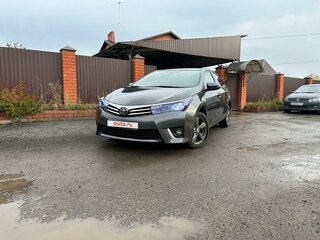 2013 Toyota Corolla XI (E160, E170, E180), серый, 1500000 рублей, вид 1