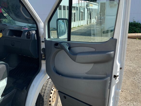 2015 Mercedes-Benz Sprinter Classic, белый, 1600000 рублей - вид 20