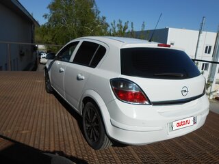 2012 Opel Astra H Рестайлинг, белый, 598000 рублей, вид 4