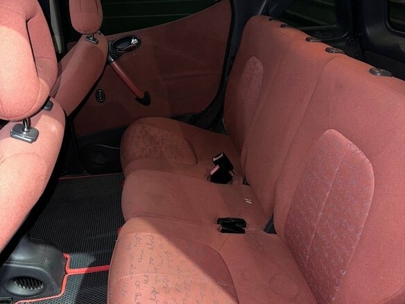 2000 Mercedes-Benz A-Класс 160 I (W168), чёрный, 400000 рублей - вид 7