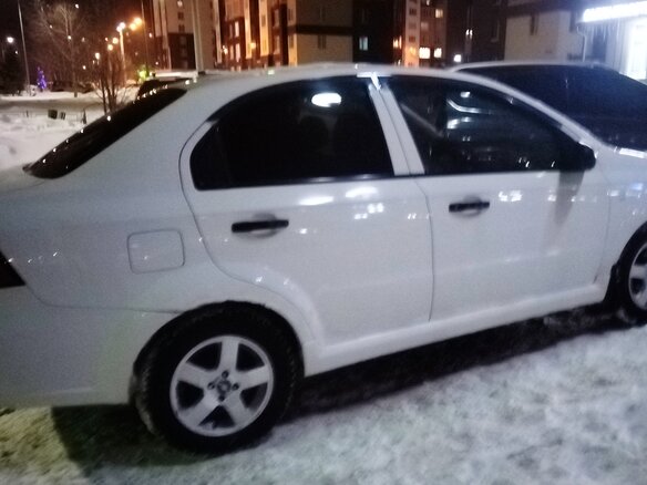 2006 Chevrolet Aveo I Рестайлинг, белый, 560000 рублей - вид 2