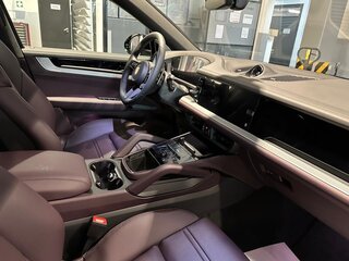 2023 Porsche Cayenne S Coupé III Рестайлинг, чёрный, 15500000 рублей, вид 4