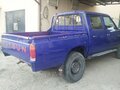 1982 Datsun 720, синий - вид 2