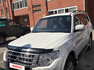 2015 Mitsubishi Pajero IV Рестайлинг 2, белый, 2690000 рублей, вид 1