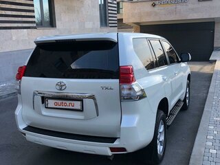 2011 Toyota Land Cruiser Prado 150 Series, белый, 4300000 рублей, вид 4