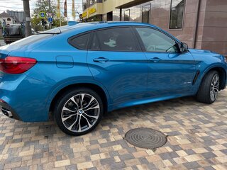 2018 BMW X6 40d II (F16), голубой, 4490000 рублей, вид 4