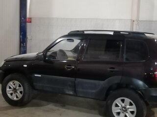 2011 Chevrolet Niva I Рестайлинг, коричневый, 750000 рублей, вид 5