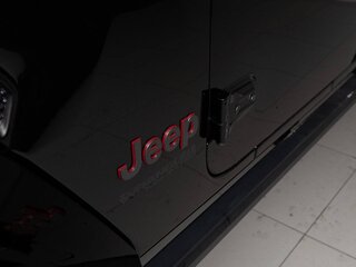 2021 Jeep Wrangler IV (JL), чёрный, 8250000 рублей, вид 2