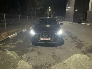 2021 Hyundai Solaris II Рестайлинг, чёрный, 1900000 рублей, вид 1