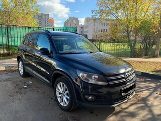 2016 Volkswagen Tiguan Euro 6 I Рестайлинг, чёрный, 1600000 рублей, вид 3