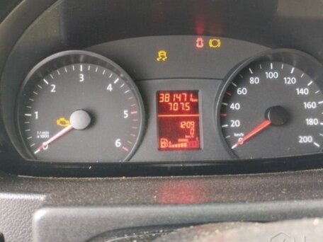 2013 Volkswagen Crafter, жёлтый, 1528287 рублей, вид 3