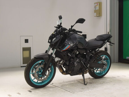 2020 Yamaha MT-07 (FZ-07), серый, 850000 рублей, вид 2