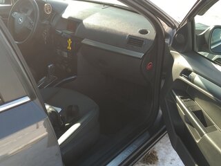 2011 Opel Astra H Рестайлинг, серый, 1200000 рублей, вид 5