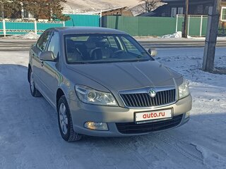 2011 Skoda Octavia II (A5) Рестайлинг, серый, 1370000 рублей, вид 3