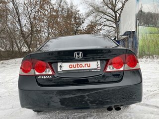 2007 Honda Civic VIII, чёрный, 630000 рублей, вид 4