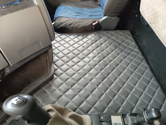 2008 Renault Premium, белый, 4000000 рублей - вид 9